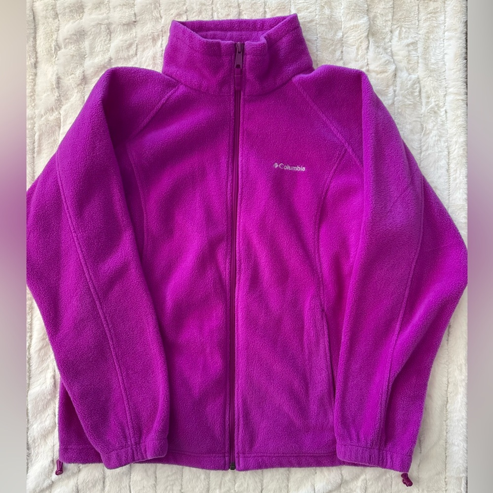 Columbia Purple Jacket with Full-Zip Closure and Stand-Up Collar
